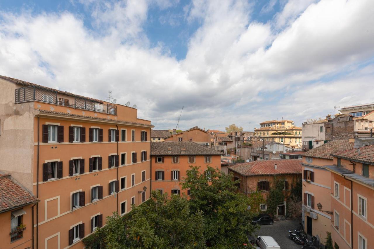Amazing Penthouse With Terrace And Rooftop In Trastevere Řím Exteriér fotografie