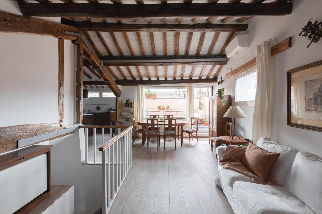 Amazing Penthouse With Terrace And Rooftop In Trastevere Řím Exteriér fotografie