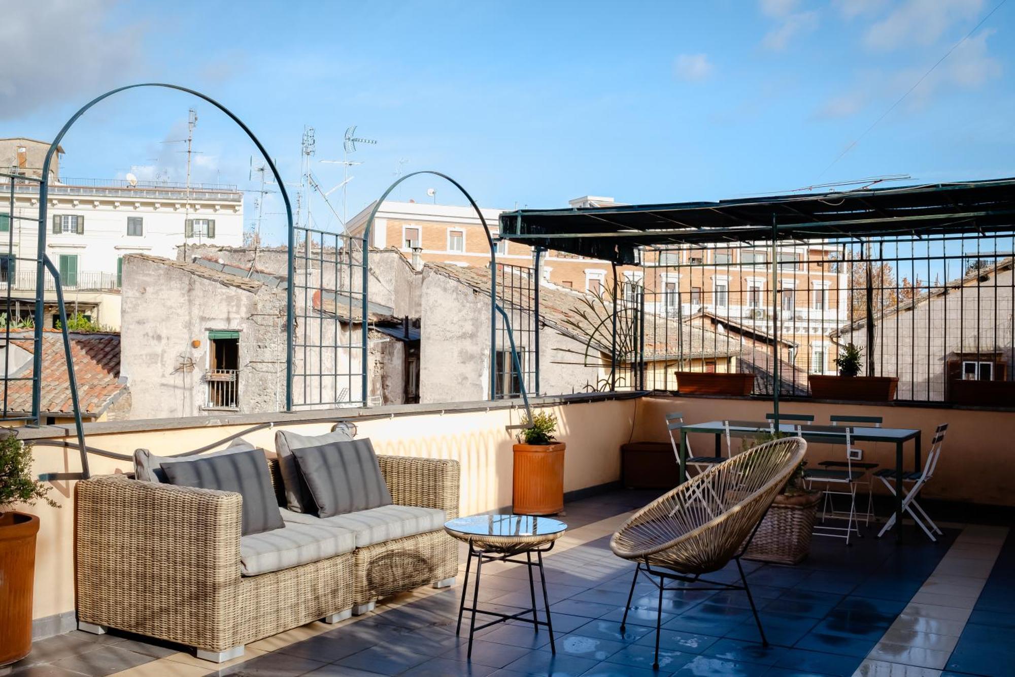 Amazing Penthouse With Terrace And Rooftop In Trastevere Řím Exteriér fotografie